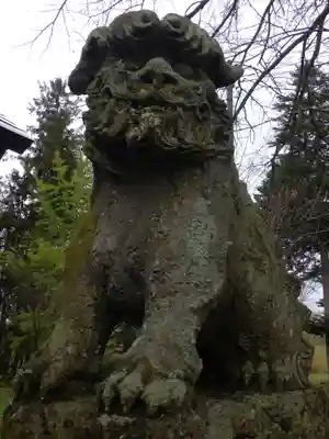 辨華別神社の狛犬