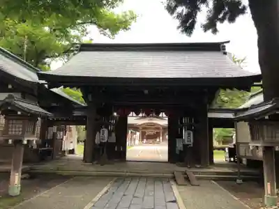 駒形神社の山門・神門