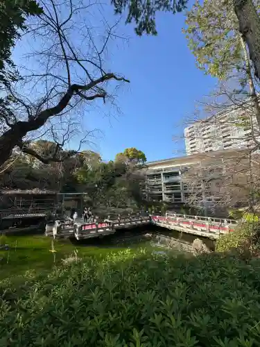 東郷神社の{uncategorized: "未分類", other: "その他", undefined: "問題あり", building: "その他建物", grave: "お墓", sacred_gate: "鳥居", guardian: "狛犬", statue: "像", buddha: "仏像", history: "歴史", nature: "自然", garden: "庭園", animal: "動物", pagoda: "塔", temizu: "手水舎", mountain_gate: "山門・神門", sanctuary: "本殿・本堂", subordinate: "末社・摂社", art: "芸術", scenery: "景色", jizo: "地蔵", ema: "絵馬", goshuin: "御朱印", omikuji: "おみくじ", items: "授与品その他", amulet: "お守り", goshuincho: "御朱印帳", eats: "食事", festival: "お祭り", votive_dance: "神楽", shichigosan: "七五三参", wedding: "結婚式", experience: "体験その他", initially: "初詣", around: "周辺", anti_infection: "感染症対策"}