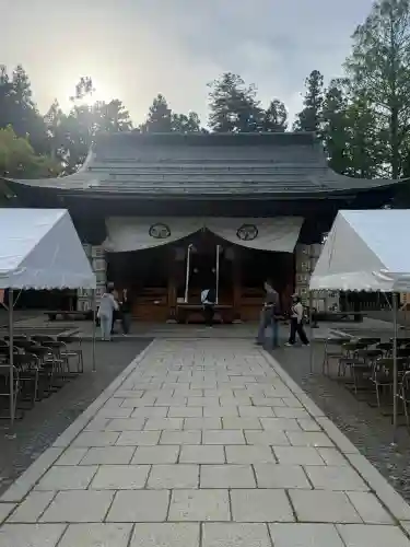 上杉神社の{uncategorized: "未分類", other: "その他", undefined: "問題あり", building: "その他建物", grave: "お墓", sacred_gate: "鳥居", guardian: "狛犬", statue: "像", buddha: "仏像", history: "歴史", nature: "自然", garden: "庭園", animal: "動物", pagoda: "塔", temizu: "手水舎", mountain_gate: "山門・神門", sanctuary: "本殿・本堂", subordinate: "末社・摂社", art: "芸術", scenery: "景色", jizo: "地蔵", ema: "絵馬", goshuin: "御朱印", omikuji: "おみくじ", items: "授与品その他", amulet: "お守り", goshuincho: "御朱印帳", eats: "食事", festival: "お祭り", votive_dance: "神楽", shichigosan: "七五三参", wedding: "結婚式", experience: "体験その他", initially: "初詣", around: "周辺", anti_infection: "感染症対策"}