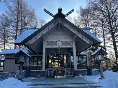 白石神社の本殿・本堂