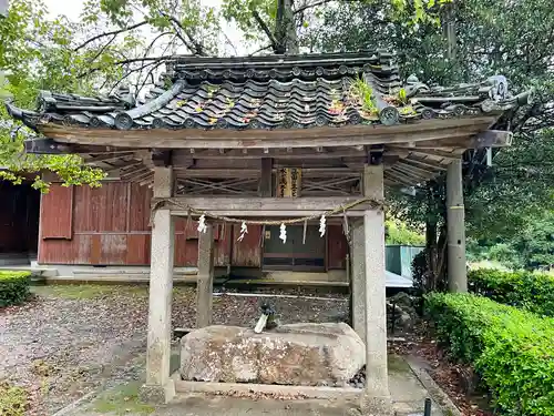 彌美神社の手水舎