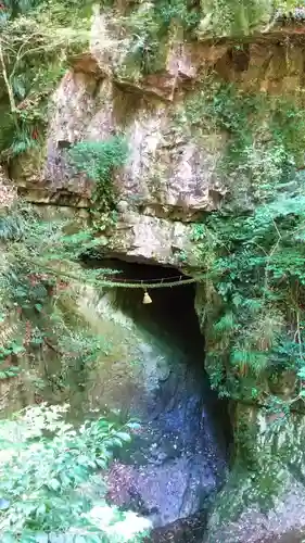 室生龍穴神社(奈良県)