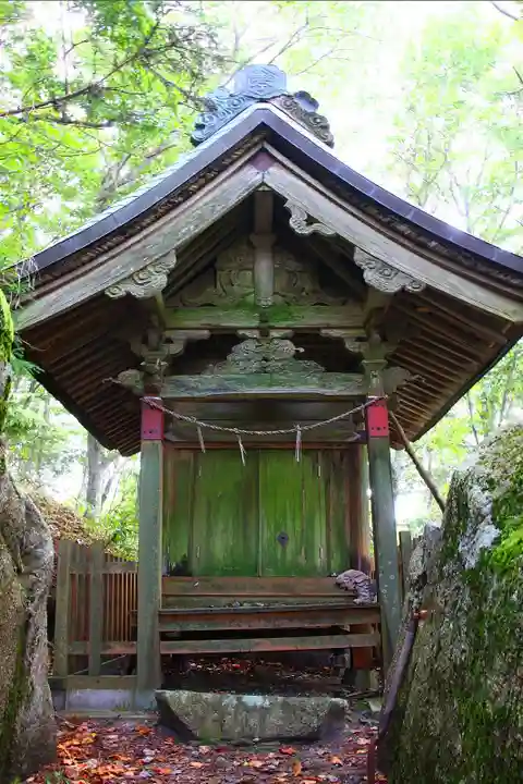 琴彈山神社の本殿・本堂