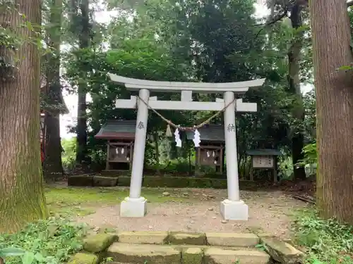 都萬神社の鳥居