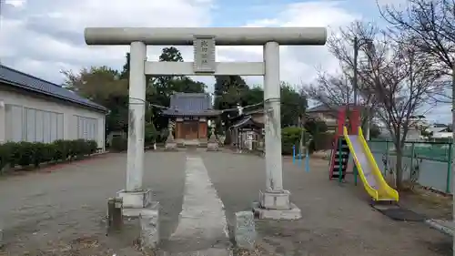 氷川神社の鳥居