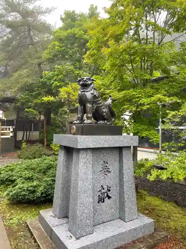 厚岸真龍神社の狛犬