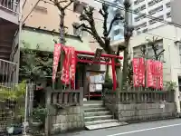 五柱稲荷神社の{uncategorized: "未分類", other: "その他", undefined: "問題あり", building: "その他建物", grave: "お墓", sacred_gate: "鳥居", guardian: "狛犬", statue: "像", buddha: "仏像", history: "歴史", nature: "自然", garden: "庭園", animal: "動物", pagoda: "塔", temizu: "手水舎", mountain_gate: "山門・神門", sanctuary: "本殿・本堂", subordinate: "末社・摂社", art: "芸術", scenery: "景色", jizo: "地蔵", ema: "絵馬", goshuin: "御朱印", omikuji: "おみくじ", items: "授与品その他", amulet: "お守り", goshuincho: "御朱印帳", eats: "食事", festival: "お祭り", votive_dance: "神楽", shichigosan: "七五三参", wedding: "結婚式", experience: "体験その他", initially: "初詣", around: "周辺", anti_infection: "感染症対策"}