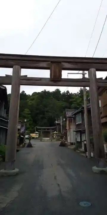鳥海山大物忌神社吹浦口ノ宮の鳥居