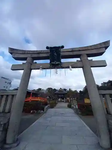 神泉苑の鳥居