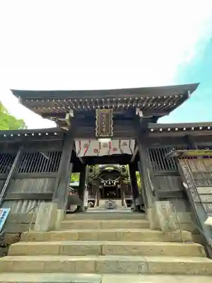 山﨑八幡宮の山門・神門