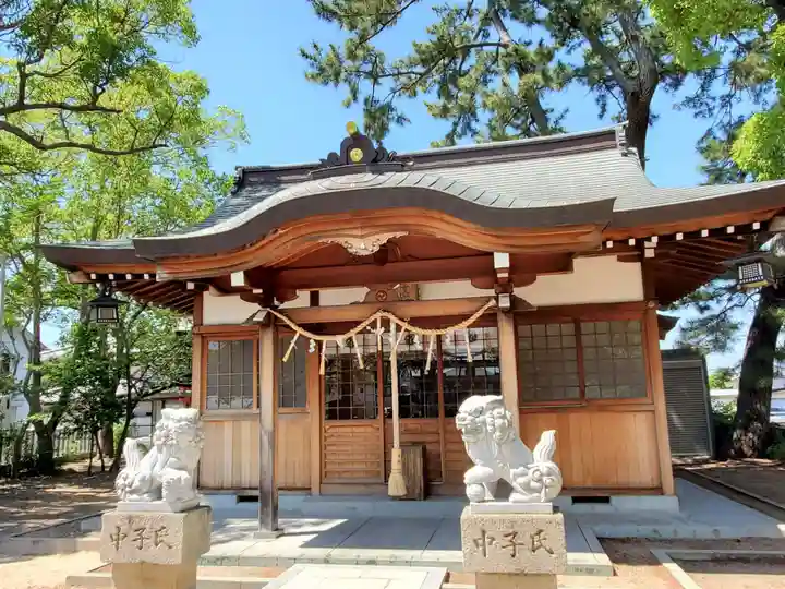 若宮八幡神社の本殿・本堂