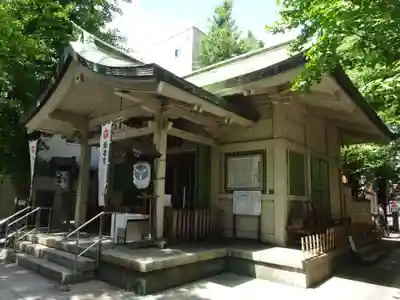 銀杏岡八幡神社の本殿・本堂