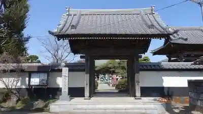 長泉寺の山門