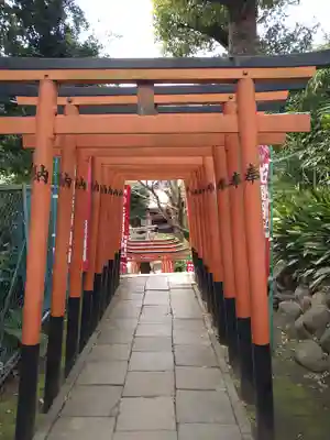 花園稲荷神社の鳥居