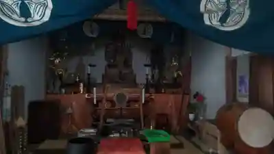 応暦寺の本殿・本堂