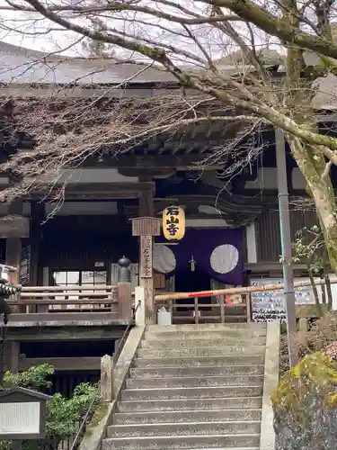 石山寺の本殿