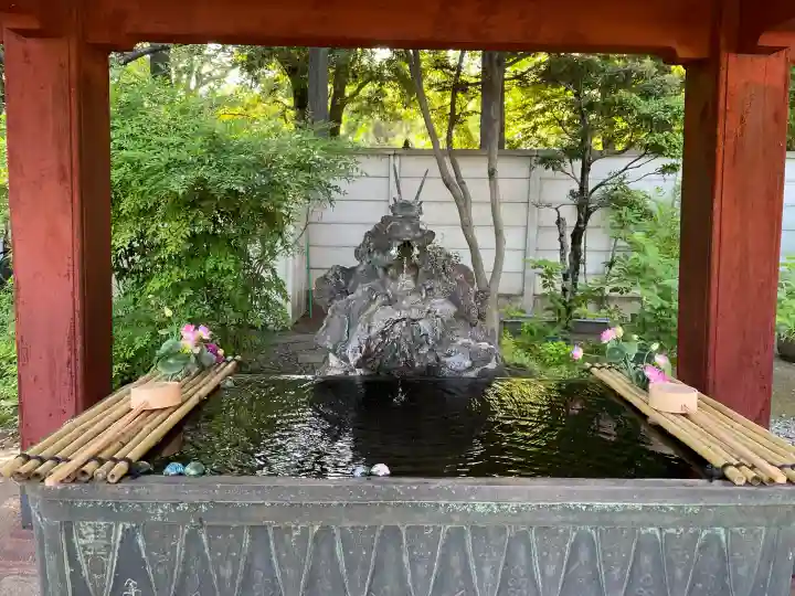 寛永寺開山堂の{uncategorized: "未分類", other: "その他", undefined: "問題あり", building: "その他建物", grave: "お墓", sacred_gate: "鳥居", guardian: "狛犬", statue: "像", buddha: "仏像", history: "歴史", nature: "自然", garden: "庭園", animal: "動物", pagoda: "塔", temizu: "手水舎", mountain_gate: "山門・神門", sanctuary: "本殿・本堂", subordinate: "末社・摂社", art: "芸術", scenery: "景色", jizo: "地蔵", ema: "絵馬", goshuin: "御朱印", omikuji: "おみくじ", items: "授与品その他", amulet: "お守り", goshuincho: "御朱印帳", eats: "食事", festival: "お祭り", votive_dance: "神楽", shichigosan: "七五三参", wedding: "結婚式", experience: "体験その他", initially: "初詣", around: "周辺", anti_infection: "感染症対策"}