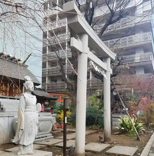 成子天神社の鳥居