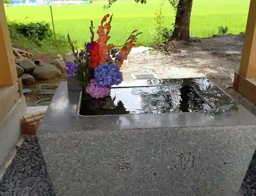 高司神社〜むすびの神の鎮まる社〜の手水