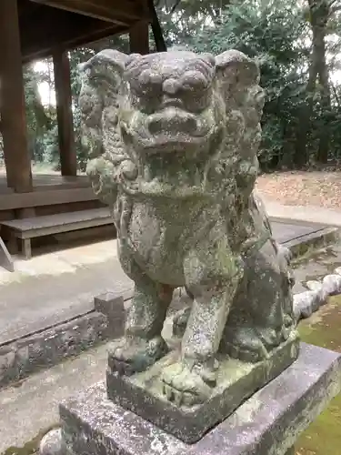 天道宮神明社（前原）の狛犬