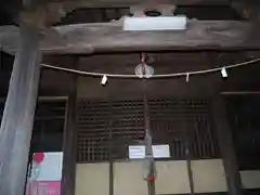 神明社の本殿