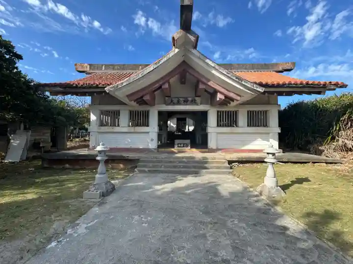 大主神社の{uncategorized: "未分類", other: "その他", undefined: "問題あり", building: "その他建物", grave: "お墓", sacred_gate: "鳥居", guardian: "狛犬", statue: "像", buddha: "仏像", history: "歴史", nature: "自然", garden: "庭園", animal: "動物", pagoda: "塔", temizu: "手水舎", mountain_gate: "山門・神門", sanctuary: "本殿・本堂", subordinate: "末社・摂社", art: "芸術", scenery: "景色", jizo: "地蔵", ema: "絵馬", goshuin: "御朱印", omikuji: "おみくじ", items: "授与品その他", amulet: "お守り", goshuincho: "御朱印帳", eats: "食事", festival: "お祭り", votive_dance: "神楽", shichigosan: "七五三参", wedding: "結婚式", experience: "体験その他", initially: "初詣", around: "周辺", anti_infection: "感染症対策"}