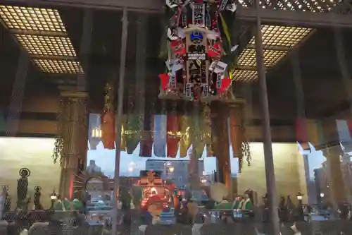 西新井大師総持寺の本殿・本堂