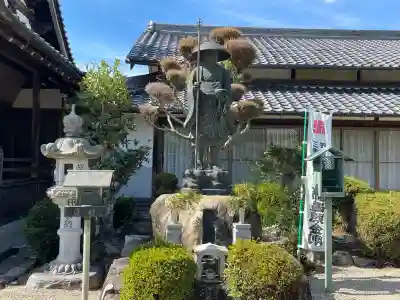 極楽寺の{uncategorized: "未分類", other: "その他", undefined: "問題あり", building: "その他建物", grave: "お墓", sacred_gate: "鳥居", guardian: "狛犬", statue: "像", buddha: "仏像", history: "歴史", nature: "自然", garden: "庭園", animal: "動物", pagoda: "塔", temizu: "手水舎", mountain_gate: "山門・神門", sanctuary: "本殿・本堂", subordinate: "末社・摂社", art: "芸術", scenery: "景色", jizo: "地蔵", ema: "絵馬", goshuin: "御朱印", omikuji: "おみくじ", items: "授与品その他", amulet: "お守り", goshuincho: "御朱印帳", eats: "食事", festival: "お祭り", votive_dance: "神楽", shichigosan: "七五三参", wedding: "結婚式", experience: "体験その他", initially: "初詣", around: "周辺", anti_infection: "感染症対策"}