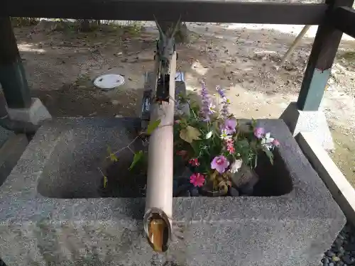 木華佐久耶比咩神社の手水舎