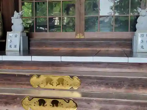 岡崎神社の本殿・本堂