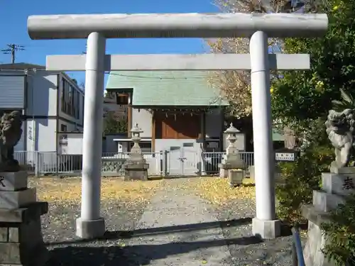 白幡神社の鳥居