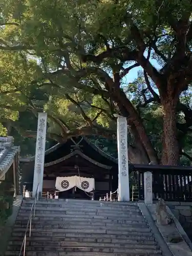 艮神社の建物その他