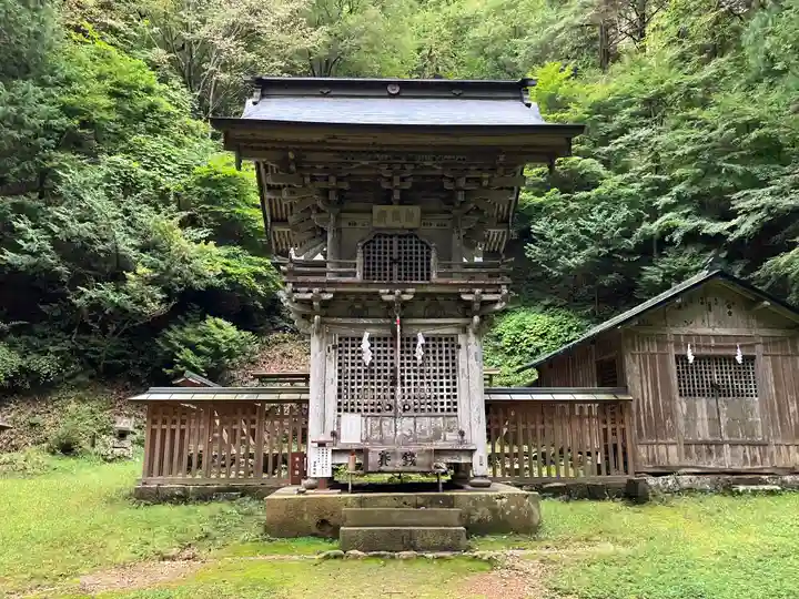 塩野神社(長野県)