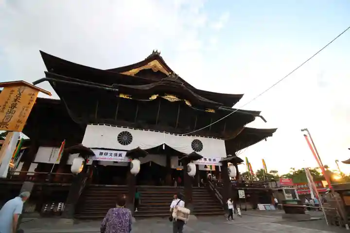 善光寺の本殿・本堂