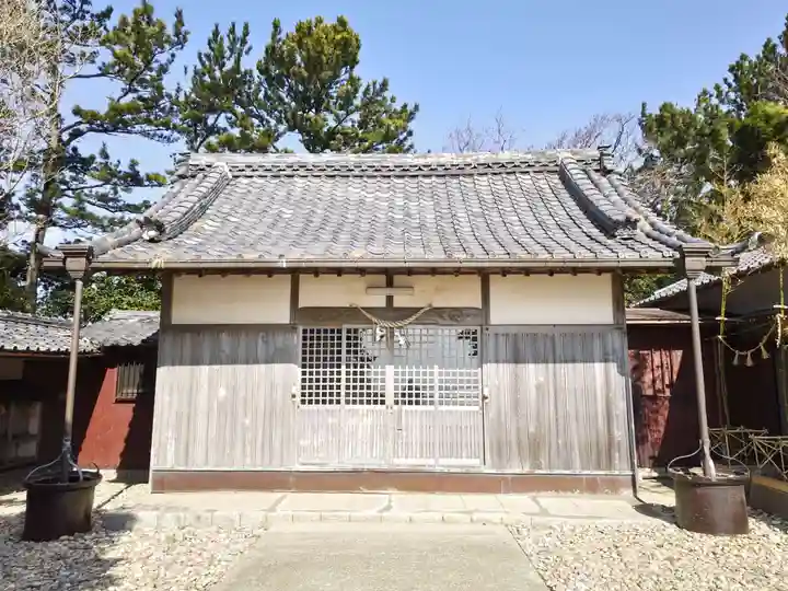 日間賀神社の本殿・本堂