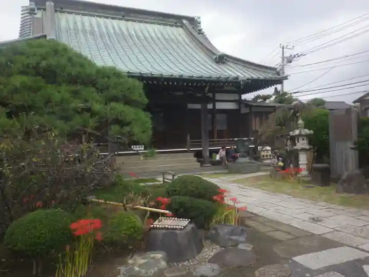 九品寺の本殿・本堂