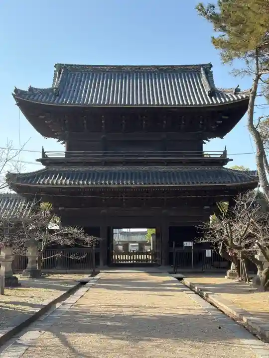 大樹寺(松安院大樹寺)の{uncategorized: "未分類", other: "その他", undefined: "問題あり", building: "その他建物", grave: "お墓", sacred_gate: "鳥居", guardian: "狛犬", statue: "像", buddha: "仏像", history: "歴史", nature: "自然", garden: "庭園", animal: "動物", pagoda: "塔", temizu: "手水舎", mountain_gate: "山門・神門", sanctuary: "本殿・本堂", subordinate: "末社・摂社", art: "芸術", scenery: "景色", jizo: "地蔵", ema: "絵馬", goshuin: "御朱印", omikuji: "おみくじ", items: "授与品その他", amulet: "お守り", goshuincho: "御朱印帳", eats: "食事", festival: "お祭り", votive_dance: "神楽", shichigosan: "七五三参", wedding: "結婚式", experience: "体験その他", initially: "初詣", around: "周辺", anti_infection: "感染症対策"}