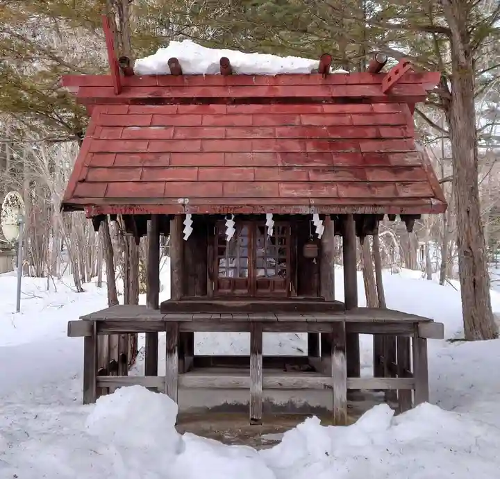 留辺蘂神社の末社・摂社