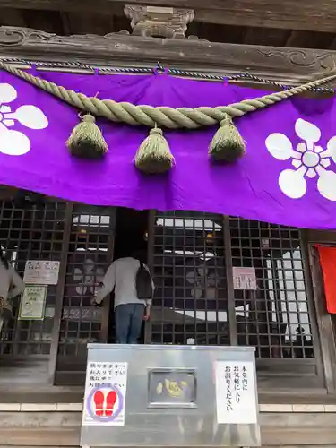 倶利迦羅不動寺山頂本堂の本殿