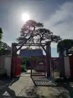 長善寺の山門・神門
