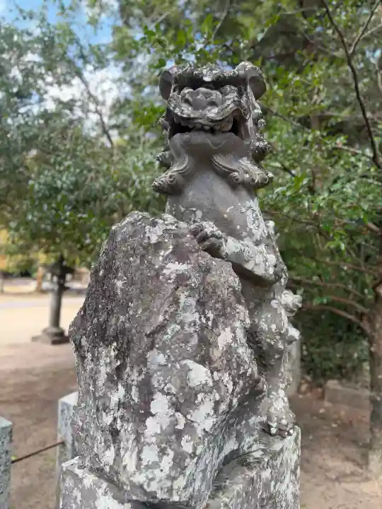 鏡神社の{uncategorized: "未分類", other: "その他", undefined: "問題あり", building: "その他建物", grave: "お墓", sacred_gate: "鳥居", guardian: "狛犬", statue: "像", buddha: "仏像", history: "歴史", nature: "自然", garden: "庭園", animal: "動物", pagoda: "塔", temizu: "手水舎", mountain_gate: "山門・神門", sanctuary: "本殿・本堂", subordinate: "末社・摂社", art: "芸術", scenery: "景色", jizo: "地蔵", ema: "絵馬", goshuin: "御朱印", omikuji: "おみくじ", items: "授与品その他", amulet: "お守り", goshuincho: "御朱印帳", eats: "食事", festival: "お祭り", votive_dance: "神楽", shichigosan: "七五三参", wedding: "結婚式", experience: "体験その他", initially: "初詣", around: "周辺", anti_infection: "感染症対策"}