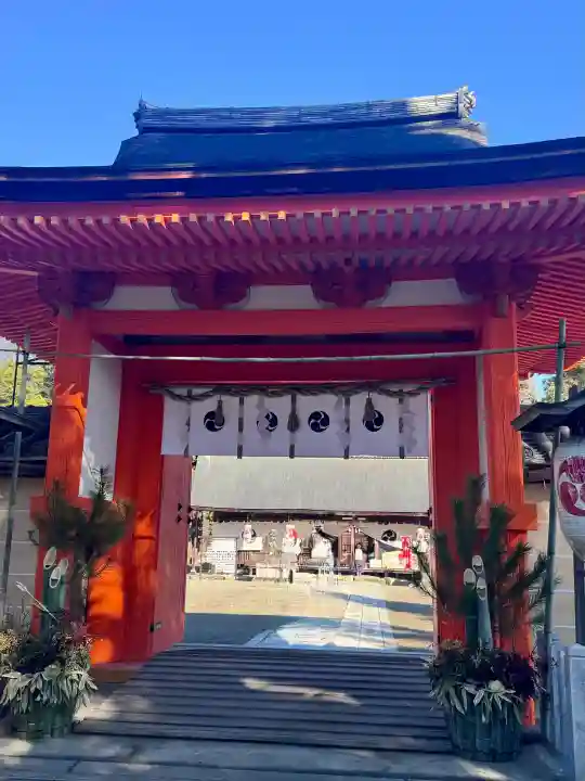豊満神社の{uncategorized: "未分類", other: "その他", undefined: "問題あり", building: "その他建物", grave: "お墓", sacred_gate: "鳥居", guardian: "狛犬", statue: "像", buddha: "仏像", history: "歴史", nature: "自然", garden: "庭園", animal: "動物", pagoda: "塔", temizu: "手水舎", mountain_gate: "山門・神門", sanctuary: "本殿・本堂", subordinate: "末社・摂社", art: "芸術", scenery: "景色", jizo: "地蔵", ema: "絵馬", goshuin: "御朱印", omikuji: "おみくじ", items: "授与品その他", amulet: "お守り", goshuincho: "御朱印帳", eats: "食事", festival: "お祭り", votive_dance: "神楽", shichigosan: "七五三参", wedding: "結婚式", experience: "体験その他", initially: "初詣", around: "周辺", anti_infection: "感染症対策"}