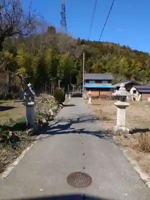 直孝神社の{uncategorized: "未分類", other: "その他", undefined: "問題あり", building: "その他建物", grave: "お墓", sacred_gate: "鳥居", guardian: "狛犬", statue: "像", buddha: "仏像", history: "歴史", nature: "自然", garden: "庭園", animal: "動物", pagoda: "塔", temizu: "手水舎", mountain_gate: "山門・神門", sanctuary: "本殿・本堂", subordinate: "末社・摂社", art: "芸術", scenery: "景色", jizo: "地蔵", ema: "絵馬", goshuin: "御朱印", omikuji: "おみくじ", items: "授与品その他", amulet: "お守り", goshuincho: "御朱印帳", eats: "食事", festival: "お祭り", votive_dance: "神楽", shichigosan: "七五三参", wedding: "結婚式", experience: "体験その他", initially: "初詣", around: "周辺", anti_infection: "感染症対策"}