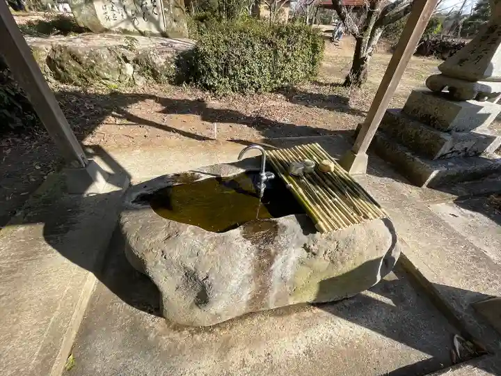 大野八幡神社の手水舎