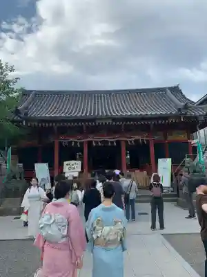 浅草神社の{uncategorized: "未分類", other: "その他", undefined: "問題あり", building: "その他建物", grave: "お墓", sacred_gate: "鳥居", guardian: "狛犬", statue: "像", buddha: "仏像", history: "歴史", nature: "自然", garden: "庭園", animal: "動物", pagoda: "塔", temizu: "手水舎", mountain_gate: "山門・神門", sanctuary: "本殿・本堂", subordinate: "末社・摂社", art: "芸術", scenery: "景色", jizo: "地蔵", ema: "絵馬", goshuin: "御朱印", omikuji: "おみくじ", items: "授与品その他", amulet: "お守り", goshuincho: "御朱印帳", eats: "食事", festival: "お祭り", votive_dance: "神楽", shichigosan: "七五三参", wedding: "結婚式", experience: "体験その他", initially: "初詣", around: "周辺", anti_infection: "感染症対策"}