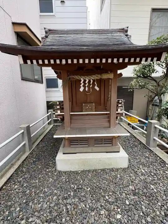 八朔神社の{uncategorized: "未分類", other: "その他", undefined: "問題あり", building: "その他建物", grave: "お墓", sacred_gate: "鳥居", guardian: "狛犬", statue: "像", buddha: "仏像", history: "歴史", nature: "自然", garden: "庭園", animal: "動物", pagoda: "塔", temizu: "手水舎", mountain_gate: "山門・神門", sanctuary: "本殿・本堂", subordinate: "末社・摂社", art: "芸術", scenery: "景色", jizo: "地蔵", ema: "絵馬", goshuin: "御朱印", omikuji: "おみくじ", items: "授与品その他", amulet: "お守り", goshuincho: "御朱印帳", eats: "食事", festival: "お祭り", votive_dance: "神楽", shichigosan: "七五三参", wedding: "結婚式", experience: "体験その他", initially: "初詣", around: "周辺", anti_infection: "感染症対策"}