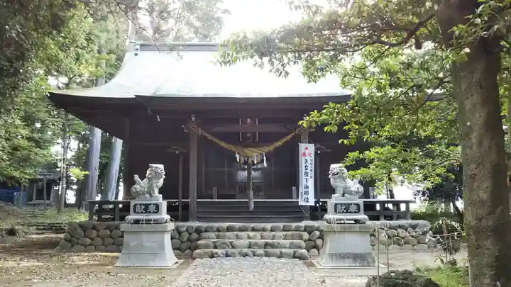 敬満神社の本殿・本堂