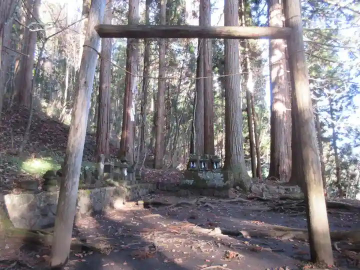 戸隠神社宝光社の末社・摂社