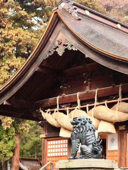 諏訪大社下社秋宮(長野県)